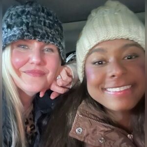 Meet your Posher, Crystal